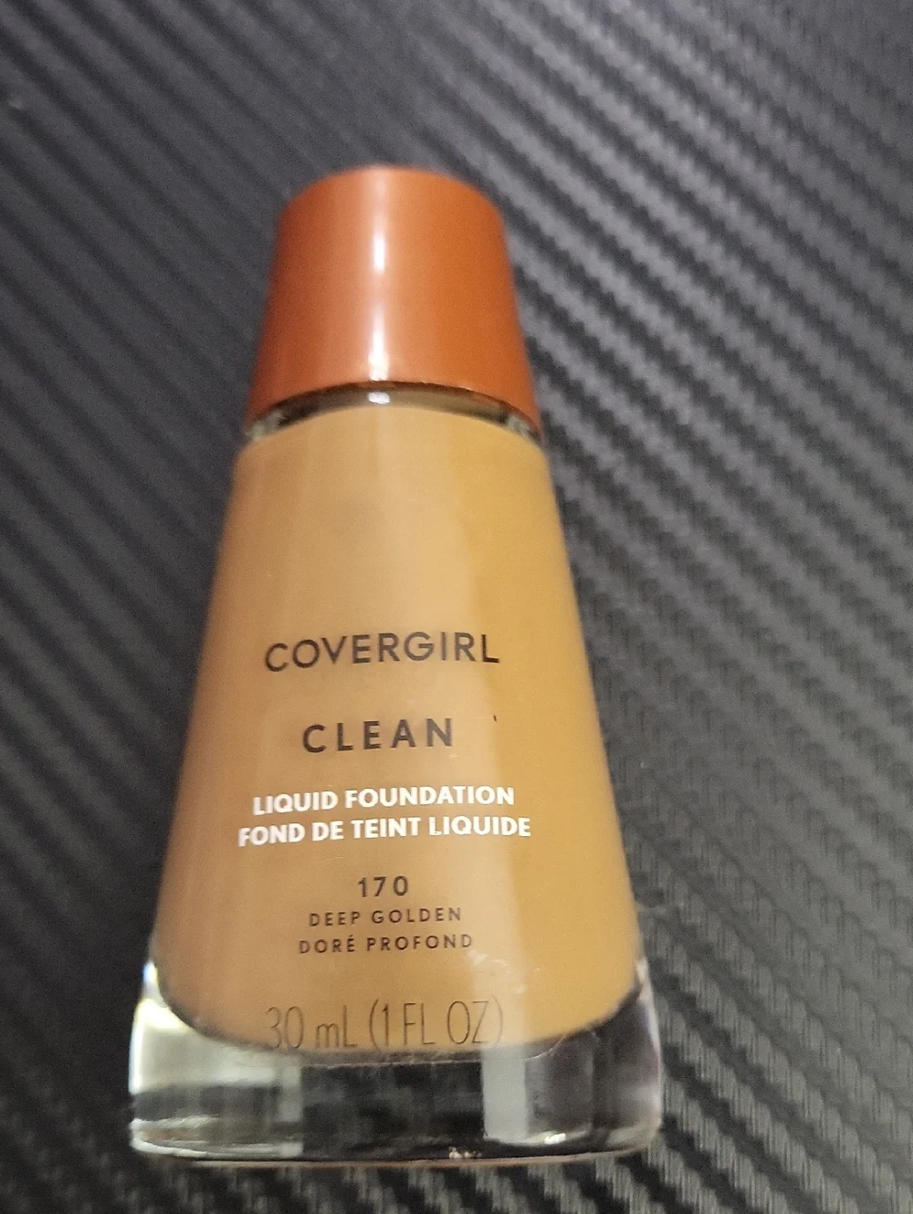 COVERGIRL Clean Liquid Foundation – Deep Golden